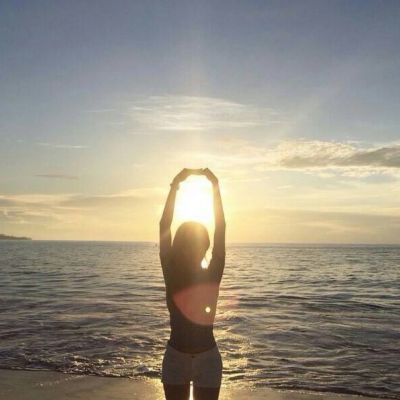 喜欢背影女生头像嘛_qq女生头像_我要个性网