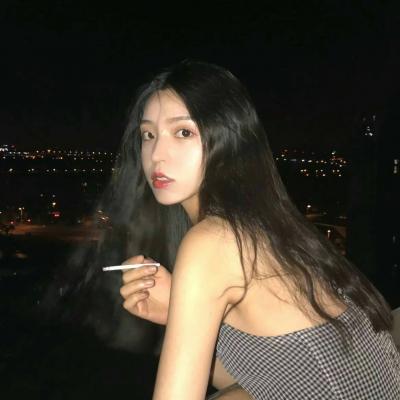 大概是有病才喜欢一个人那么久_qq女生头像_我要个性网