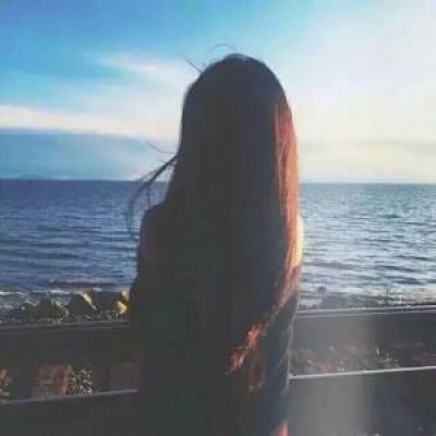 若兮:背影女头._qq女生头像_我要个性网
