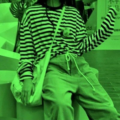 优秀-绿色系女头/绿色是干净的._qq女生头像_我要个性