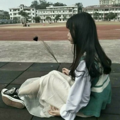 女生闺密头像掉粉了桑心桑心