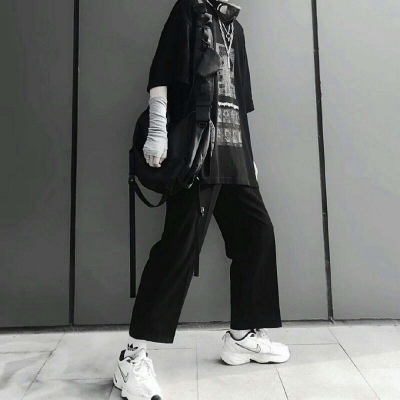 帝江:个性高冷超酷清新男头/什么_男生头像_我要个性网
