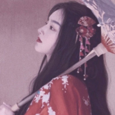 白灏宇:微信头像/女生/部位/唯美/如花美眷,也敌不过似水流年.