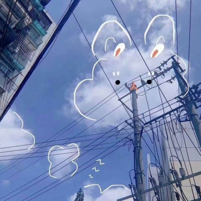 岍妍:可爱简约背景图/你不知道,那个一见你就笑的人,有多么喜欢你