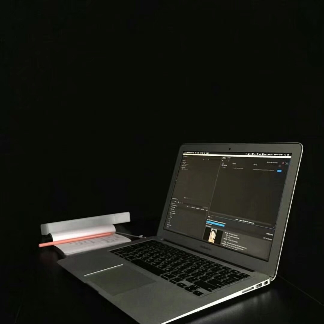 黑色系背景图