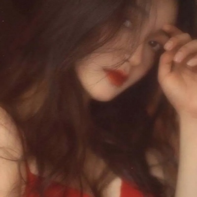 小鱼港风女生头像