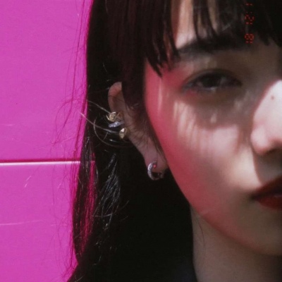 女生混搭头像还好大雾四起藏匿难言爱意