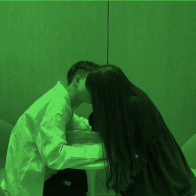 情侣头像绿色背景图片