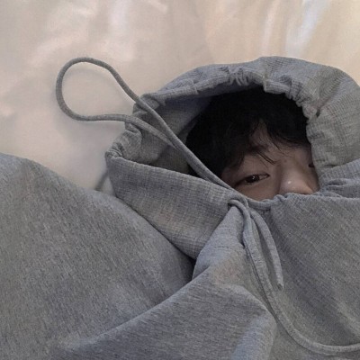 江叶：听说会服软的男孩子超级可爱