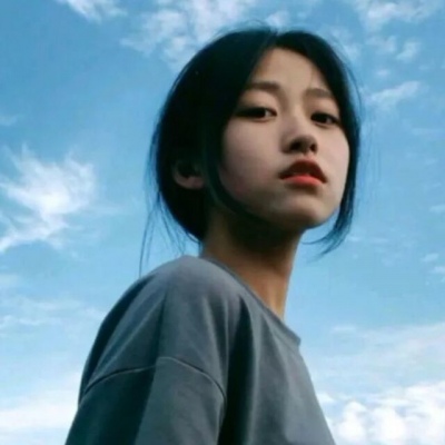仰角天空