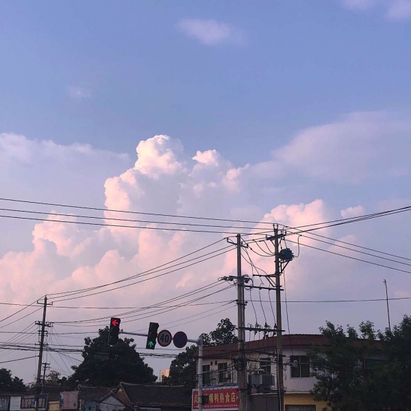 草莓粥:ins風天空背景圖/有你的夜_風景靜物頭像_我要個性網