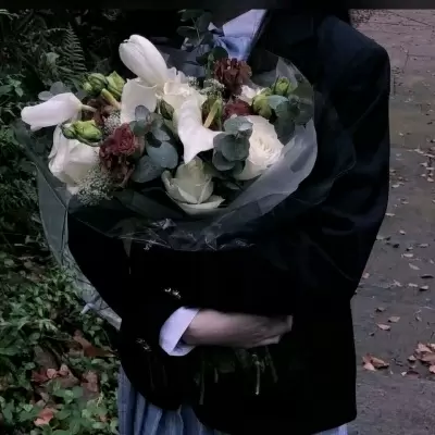 江奕 男生部位拿花头像 拿最美丽的花说最伤人的话 男生头像 我要个性网 江奕 男生部位拿花头像 拿最美丽的花说最伤人的话 男生头像 我要个性网