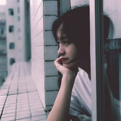 qq头像个性网女生伤感=头像女生2020最新伤感
