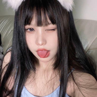 い跑操好累课程好累数学题好难做好委屈要是你在我身边就好了