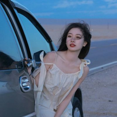 “慢慢理解世界，慢慢理解自己”图源来自小红书:一瓶紫薯牛奶