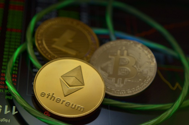 深度解析Bitcoin客户端:两种类型、核心功能与合规托管注意事项全知道? 深度解析Bitcoin客户端:两种类型、核心功能与合规托管注意事项全知道?