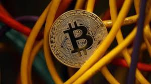 解析比特币网络运行机制、发展动态及投资策略，避开认知盲区